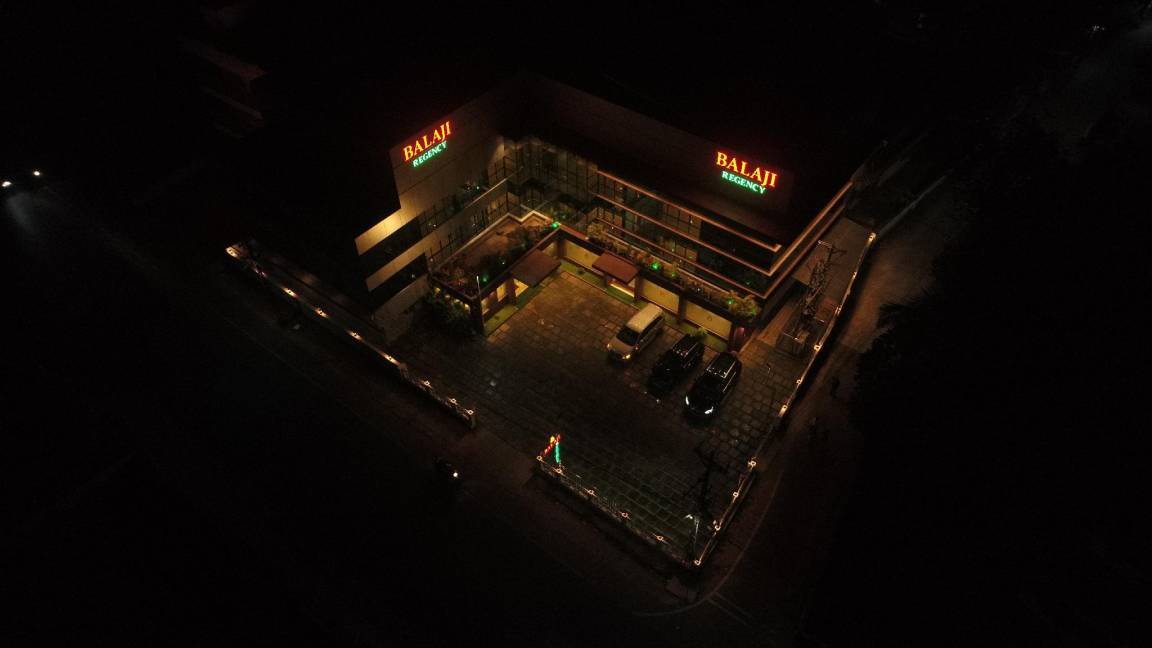 Hosdurg Hotel | 1000 m² Hotel ∙ 8 bedrooms ∙ 4 guests