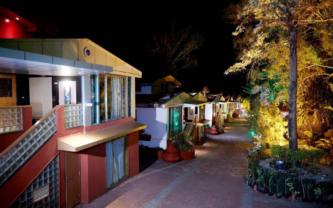 Panchgani Resort | 148 m² Resort ∙ 8 guests