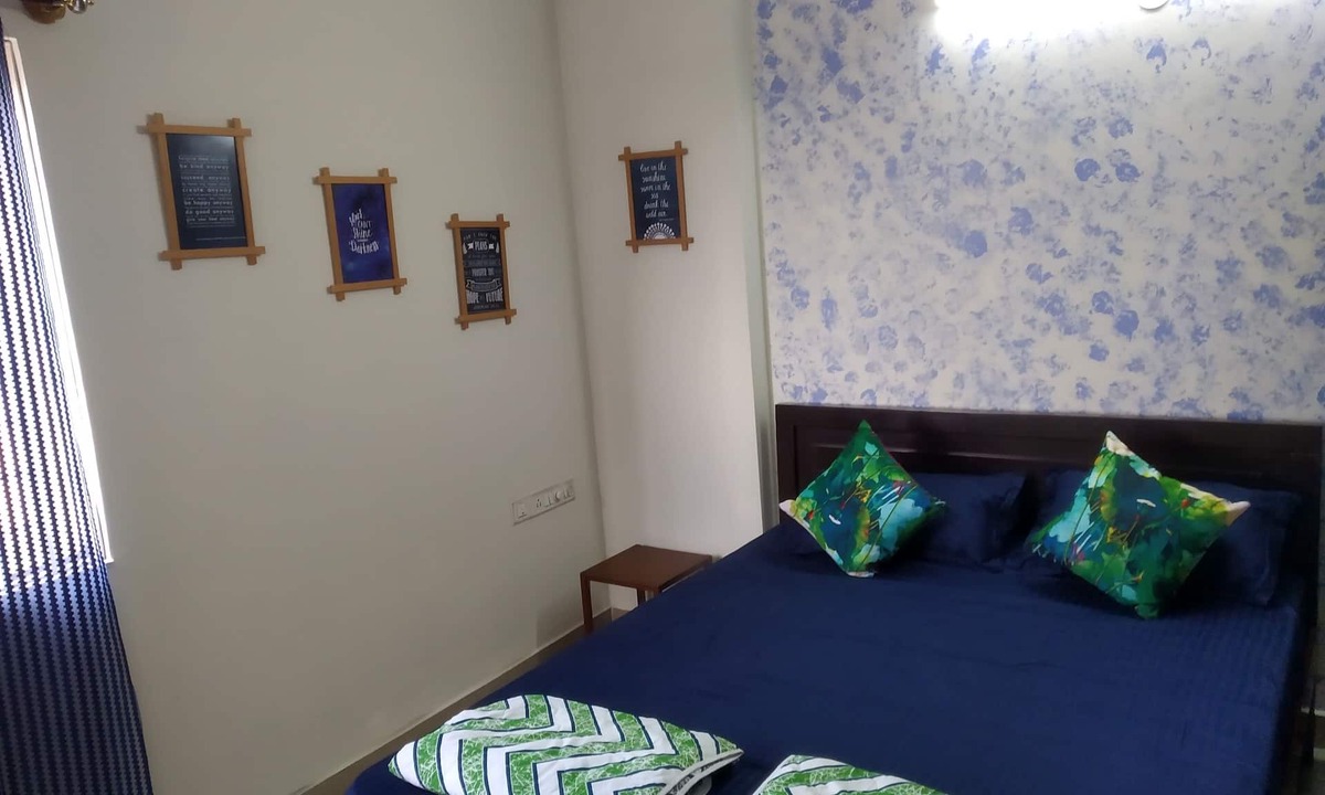 Jalahalli Apartment | 2 private rooms out of 3 bhk - Corporate Sheters