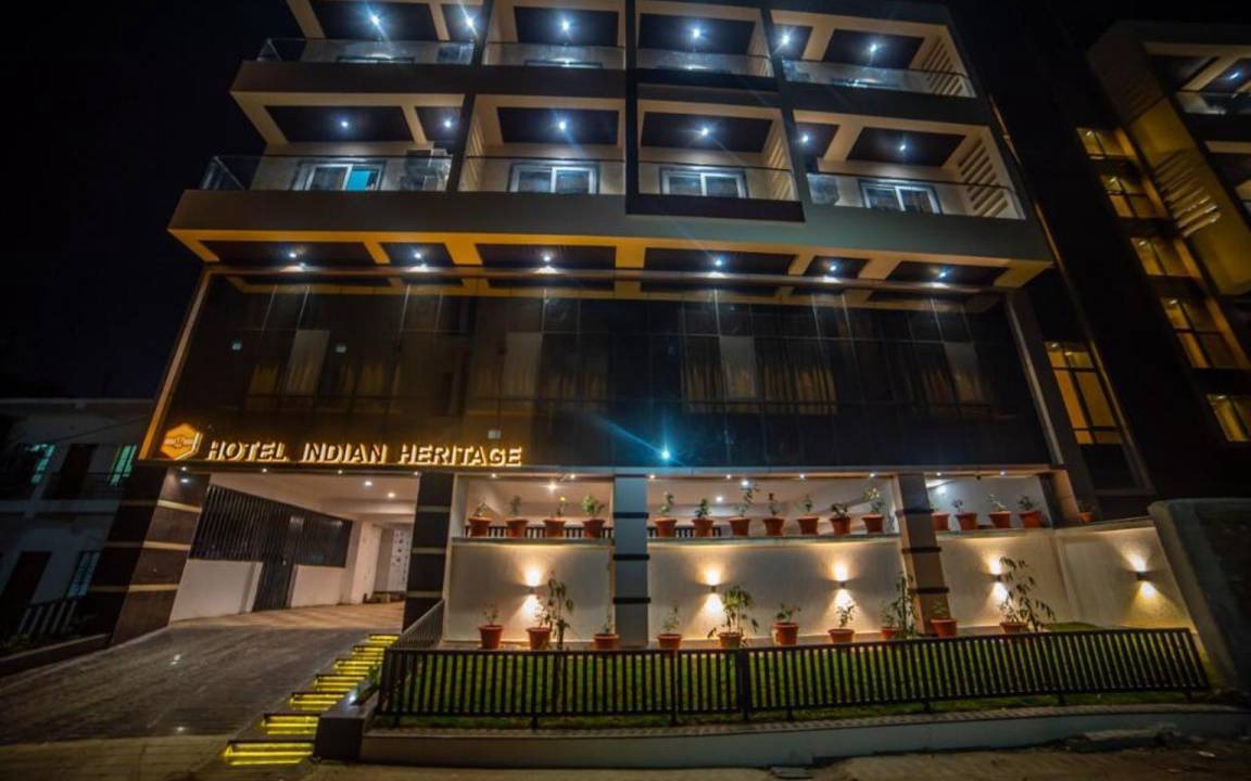 Raipur Hotel | 20 m² Hotel ∙ 2 guests