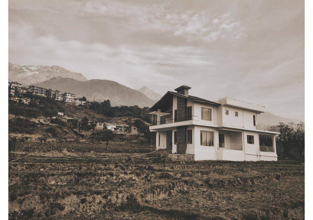 Sidhpur Villa | 224 m² Villa ∙ 4 bedrooms ∙ 8 guests