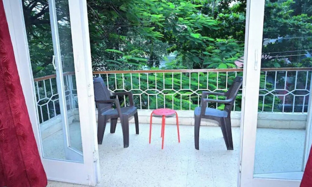 Pune Apartment | 2500 Square Feet Apartment Fully Furnished in Downtown Pune