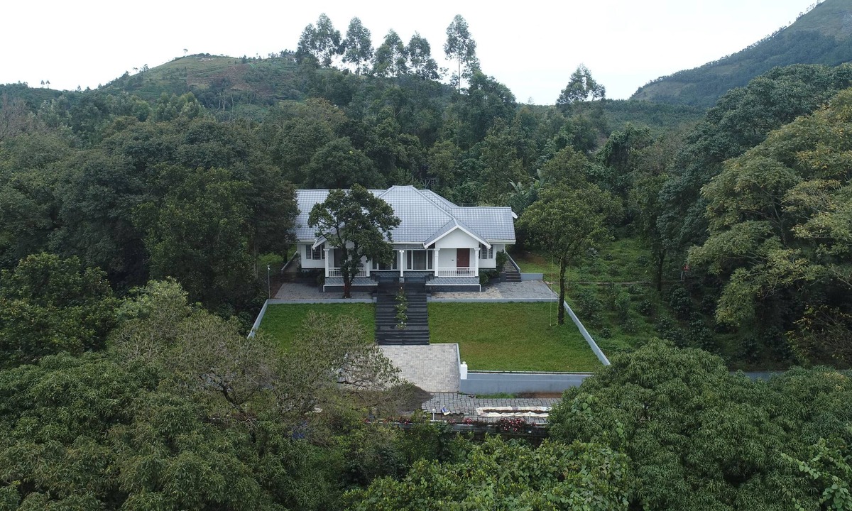 Kanthalloor Villa | 3 Bedroom Premium Villa