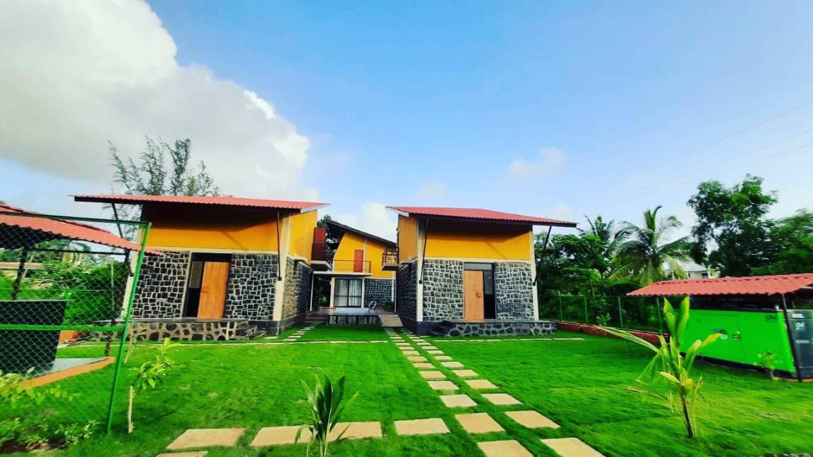 Alibaug Villa | 5000 m² Villa ∙ 6 bedrooms ∙ 18 guests
