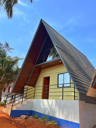 Hireguthi Resort | Aastha Gokarna