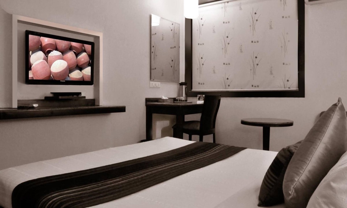 Vashi Hotel | Abbott Hotel