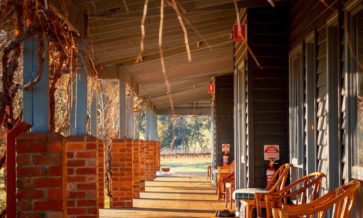 Acheron House | Acheron Valley Country Retreat Verandah Rooms (VR)