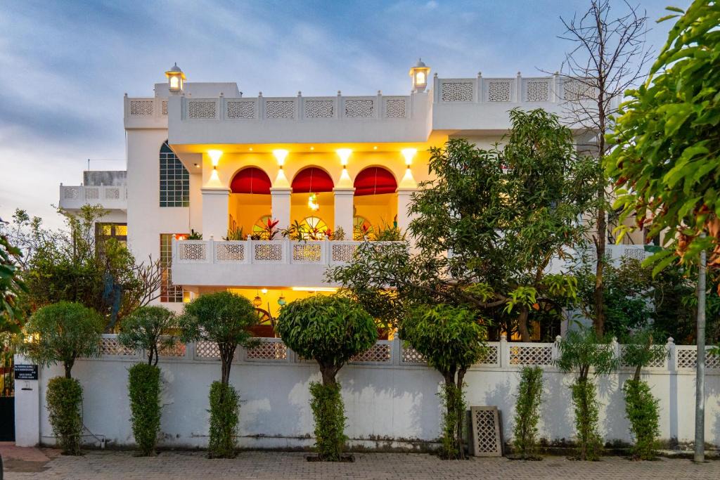 Khattalwada Villa | Alaya Stays Bassi House 4-BHK Villa with Sit Out Area, Lounge and Garden Area