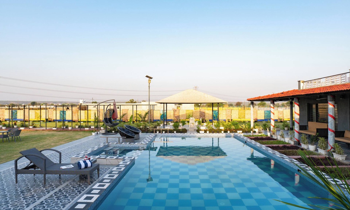 Gurugram Villa | Alaya Stays Batlaw Classic 5 BHK Villa with Pvt Pool & Gazebo