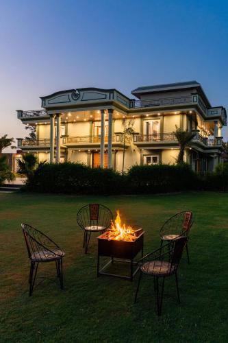 Amer Resort | Alaya Stays Gold Palm Resort