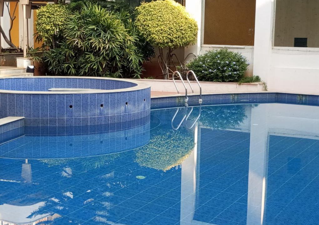 Bengaluru House | Amazistay offers Luxury room with private bathroom, balcony & 55 inch TV & shared Jacuzzi paid access, Book Lover, near Ramaiah College Hospital