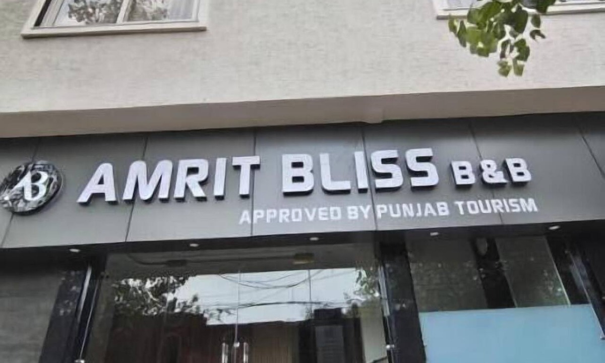 Amritsar Bed & Breakfast | Amrit Bliss B&B Near Golden Temple
