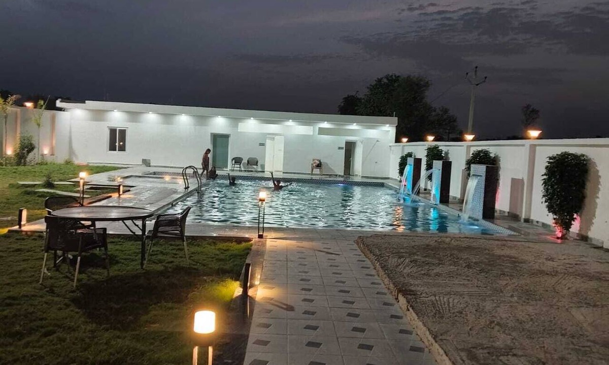 Varanasi Hotel | Anandam Hotel