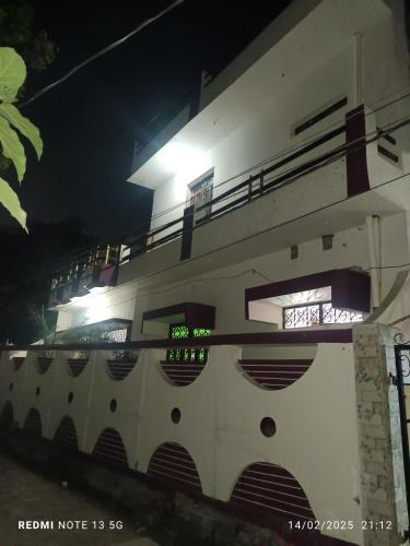 Allahabad House | Anuj Home Stay