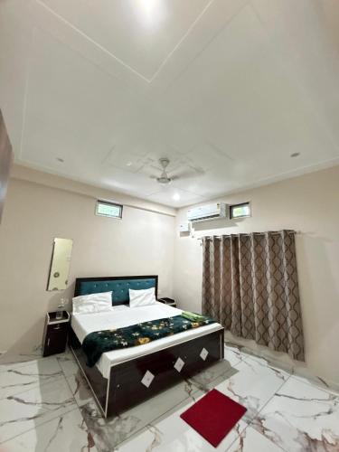 Faizabad House | Apne Ram