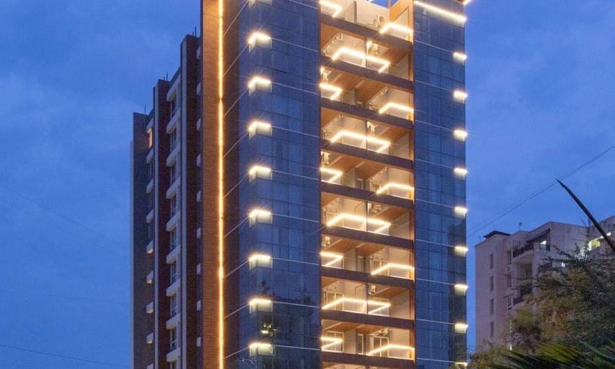 Koregaon Park Hotel | AR Suites Jewels Royale