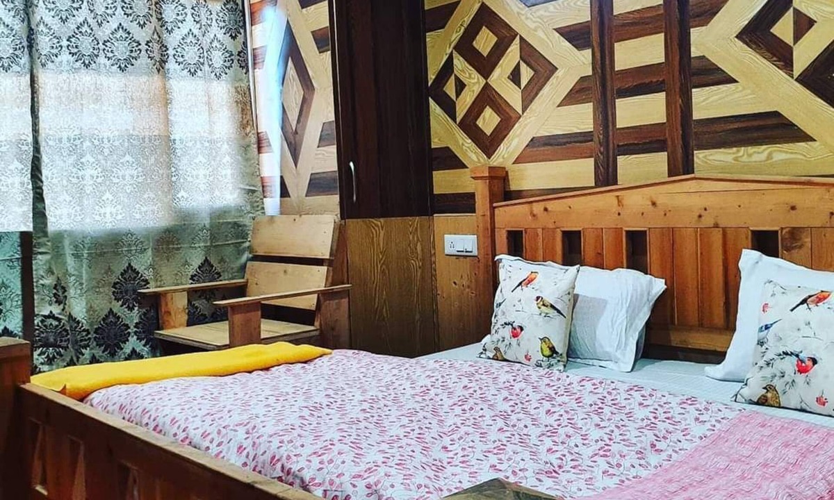 Theog Hotel | Ashirwad Homestay