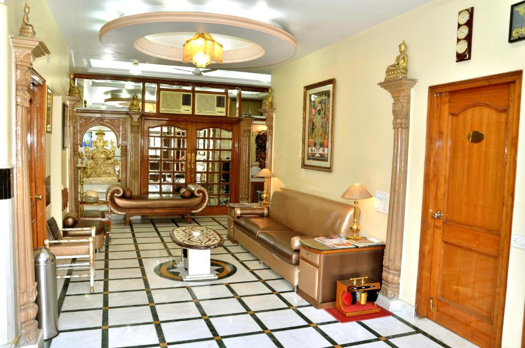 Karol Bagh House | Bajaj Indian Home Stay