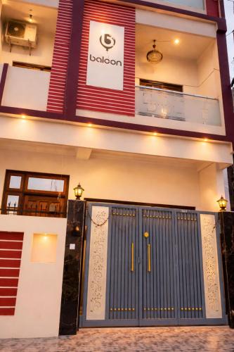 Gorakhpur Bed & Breakfast | Baloon Rooms Taramandal