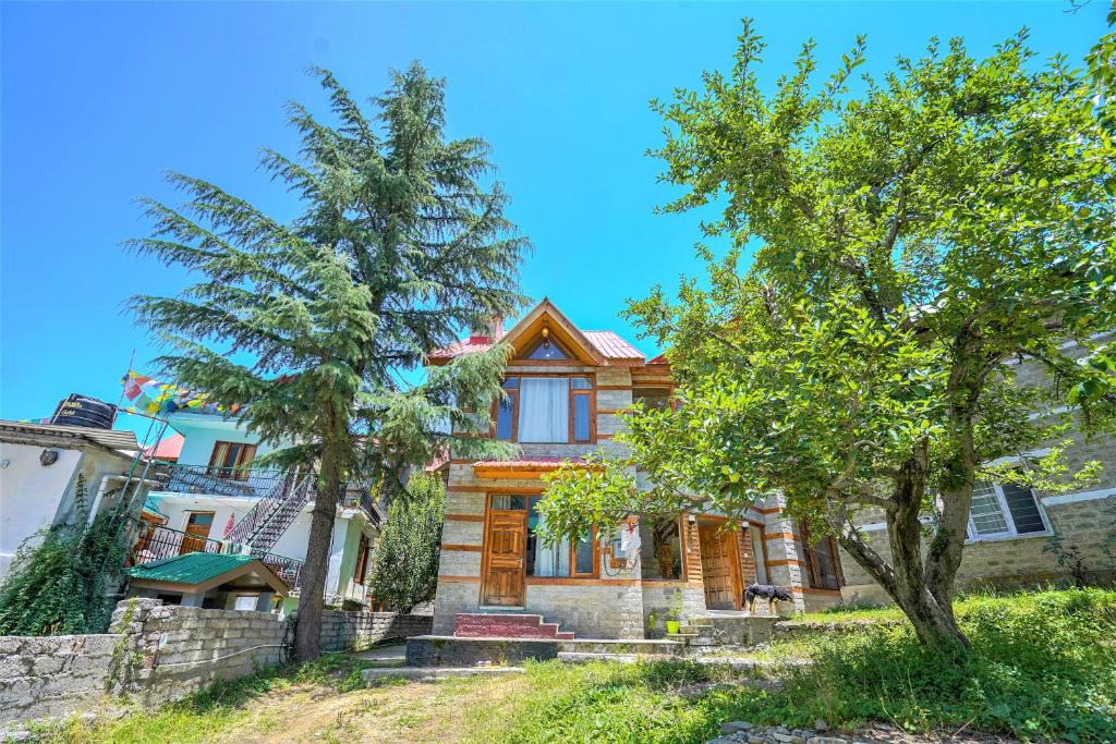 Manali Villa | Balvenie Cottage by Dumnu Homes