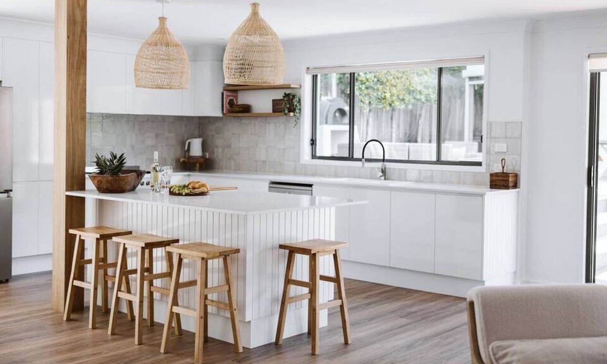 Gerringong House | Barclay Summary: Loca