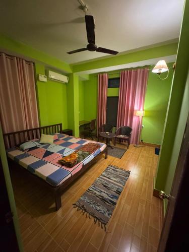 Sualkuchi House | Blissful Eyrie