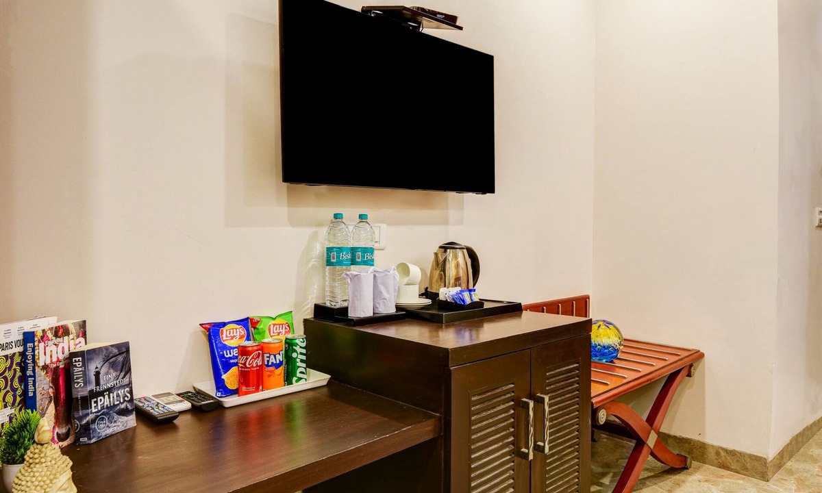 Mahipalpur Apartment | Blu Sapphire Inn Airport Aerocity Hotel