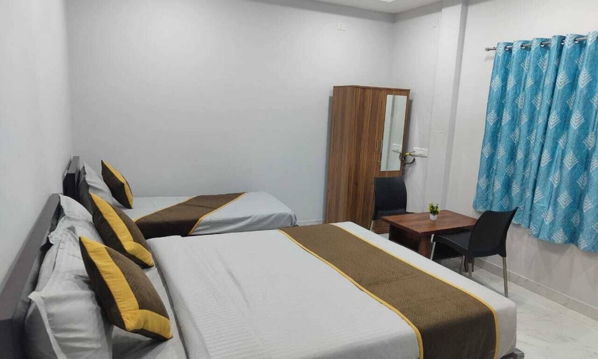 Bengaluru Cabin | Bluefin Rooms