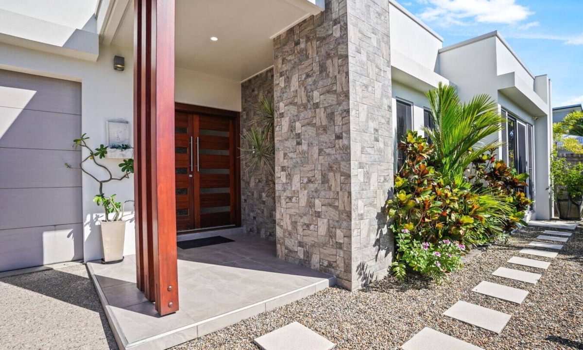Trinity Park House | Bluewater Escape at Harbour Drive- Luxury Coastal Retreat with Private Pool | Family Friendly