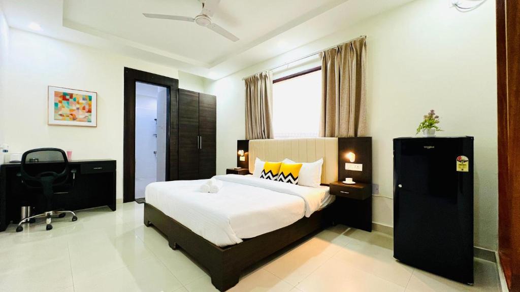 DLF Phase 3 Apartment | BluO Penthouse - DLF CyberCity, BathTub - Terrace & Garden #staycation Gurgaon