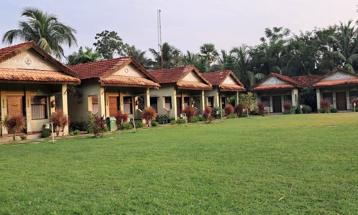 Diamond Harbour Hotel | Breathing Earth