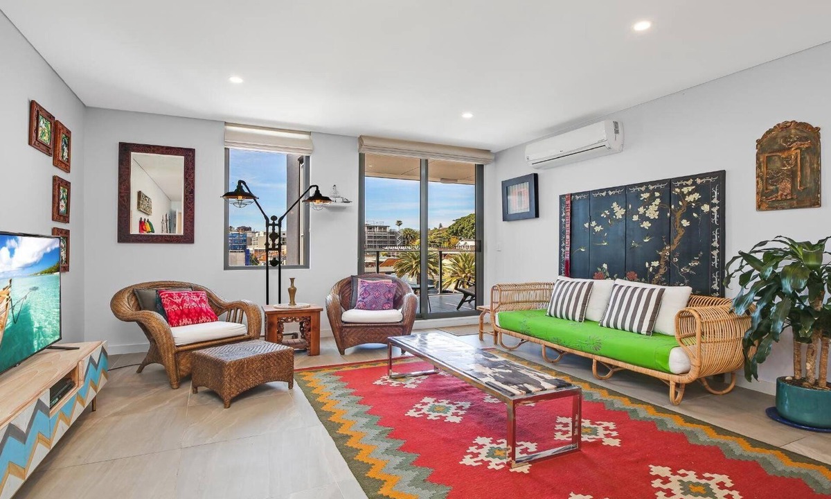 Terrigal Apartment | BREEZES @ OCEANS EDGE | Ocean Views , WIFI | Accom Holidays