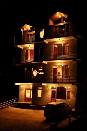 Jagatsukh Apartment | Casa Villa