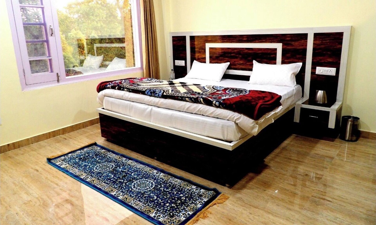 Shimla Other | Chail's Best-Kept Secret: Hideaway Homestay - A Comfortable and Secluded Retreat