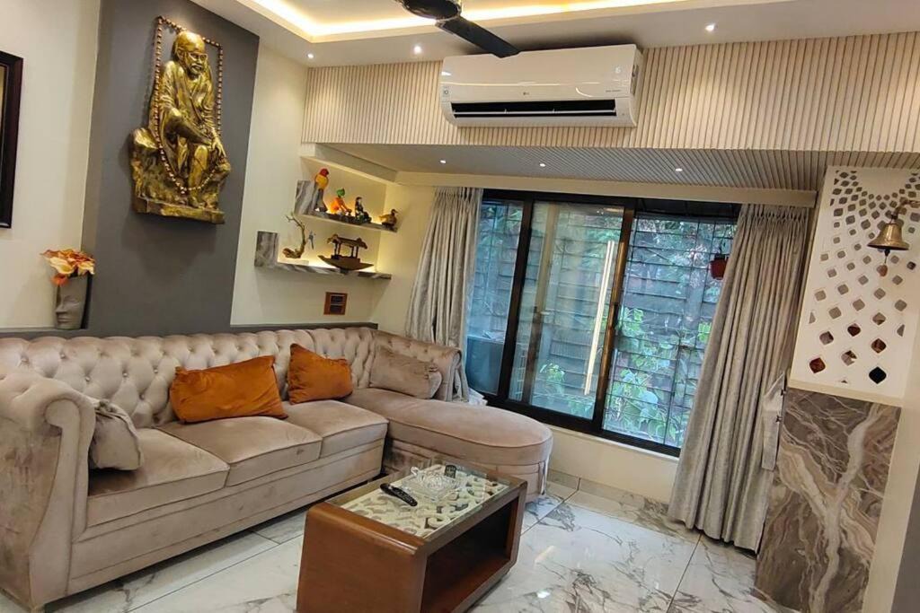 Kurla Apartment | CITY HOMES CRYSTAL APARTMENT