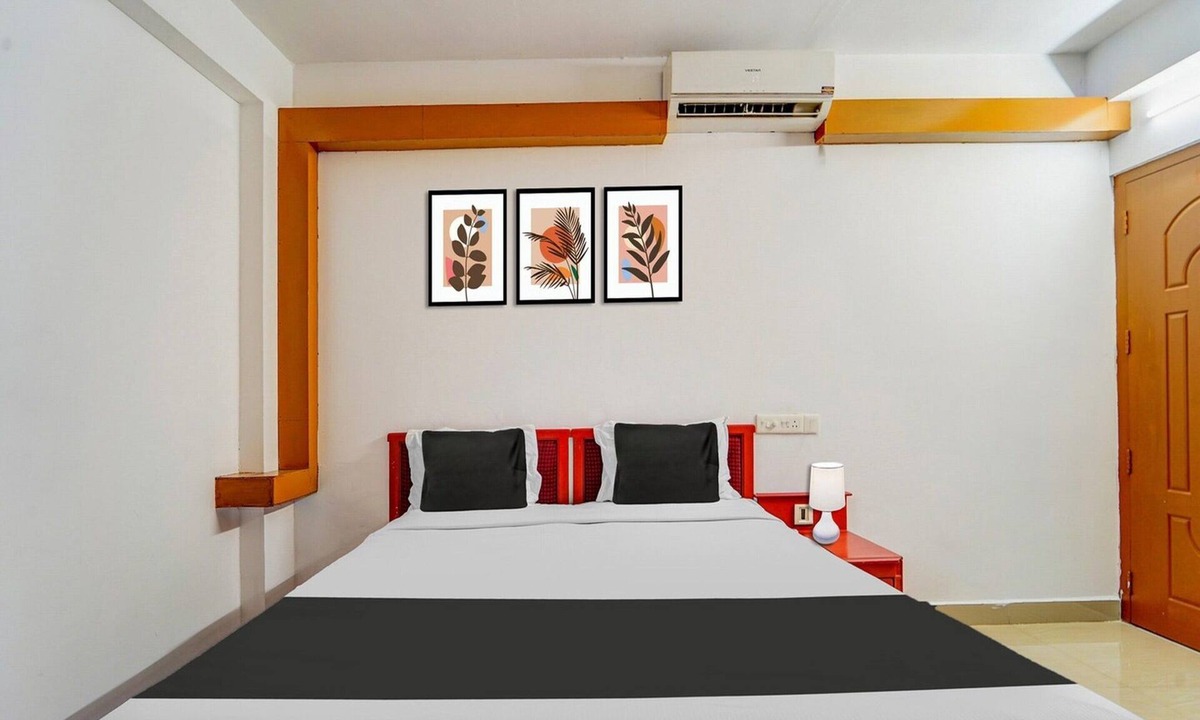 Arpookara House | Classic With Balcony Olive Residency