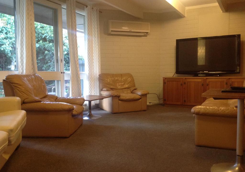 Cobram Hotel | Cobram Colonial Motor Inn