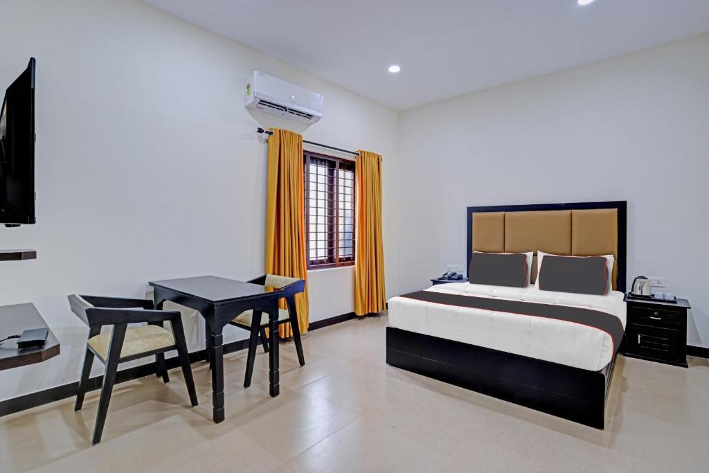 Kazhakuttam Hotel | Collection O 81280 Hotel Chinnus