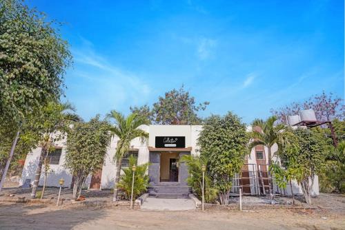 Solapur Hotel | Collection O Tuljapur - Solapur Highway Formerly Royal Rooms