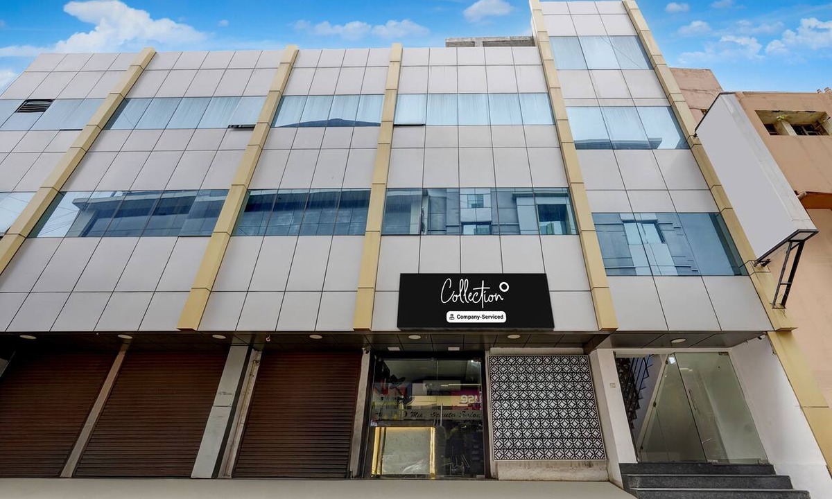 Vadapalani Hotel | CollectionO Guduvancheri Railway Station