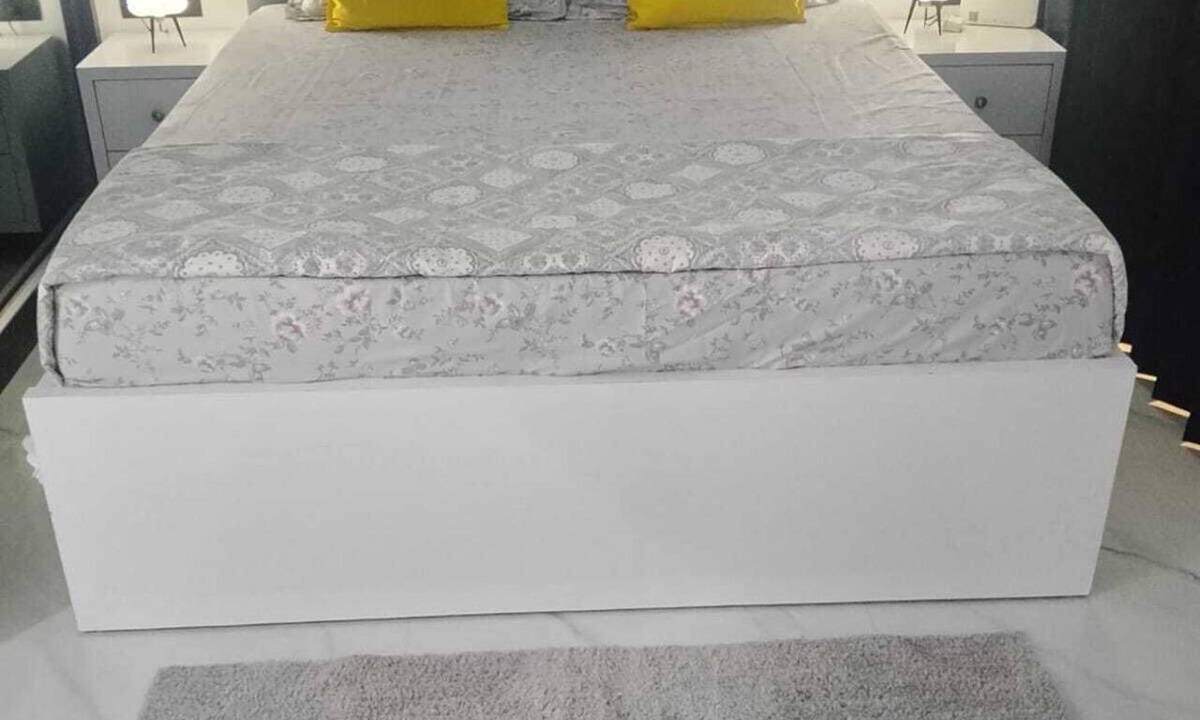 Gurugram Apartment | Cozy Home Opp Medanta Hospital Near Cyber Park, Sec 39