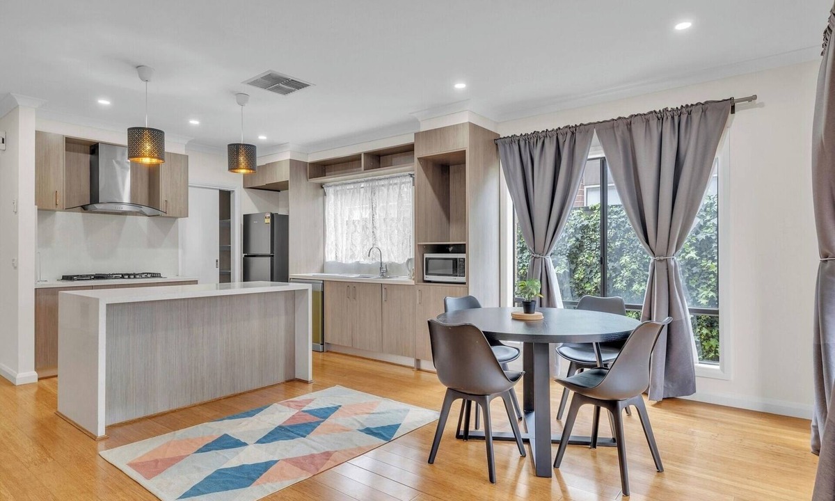 Craigieburn House | Cozy Retreat in the Heart of Craigieburn