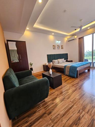 Kudal Apartment | Cozy River Front Studio in Siolim