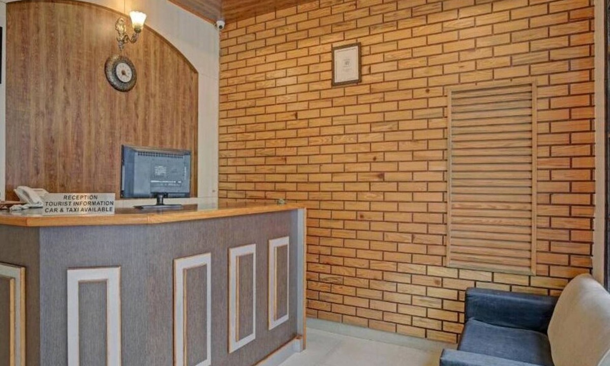 Bhimtal Apartment | Deluxe Double Room A
