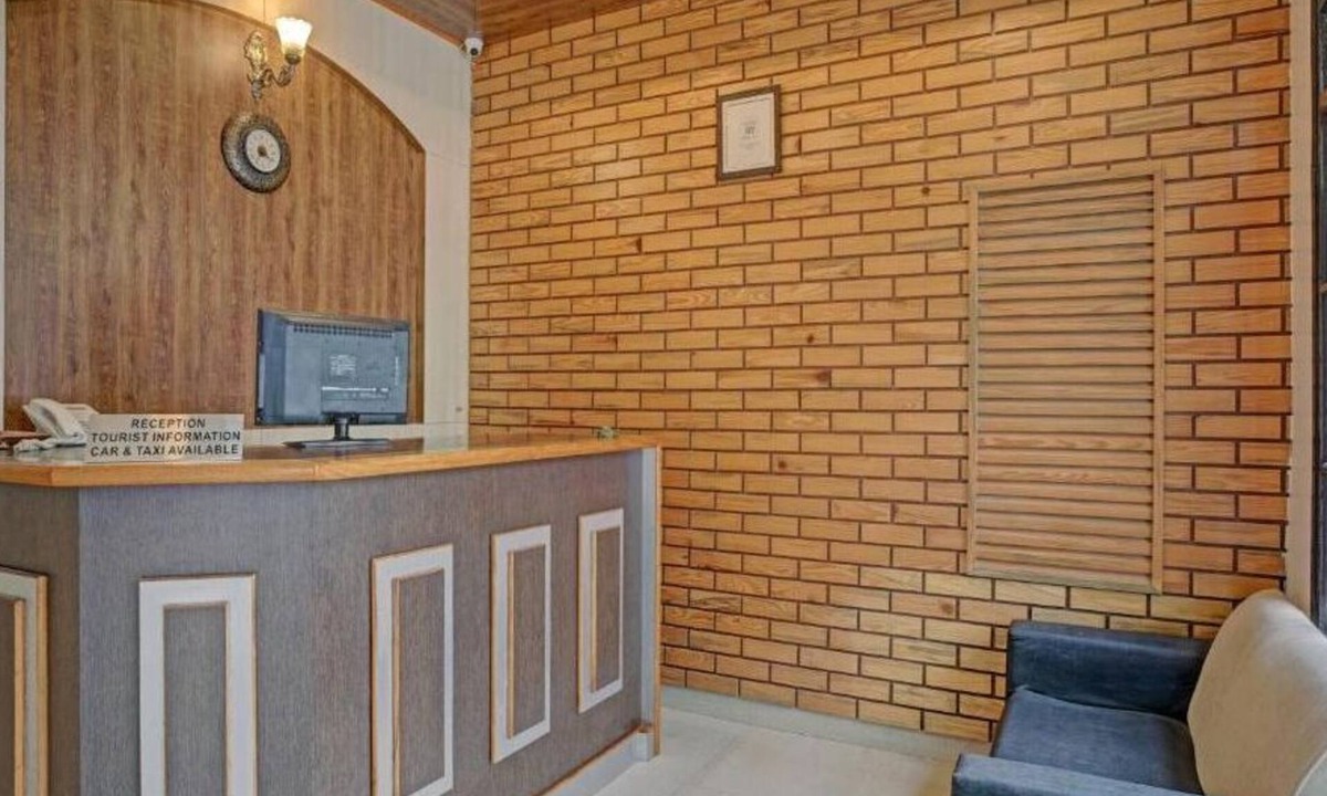 Bhimtal Apartment | Deluxe Double Room B