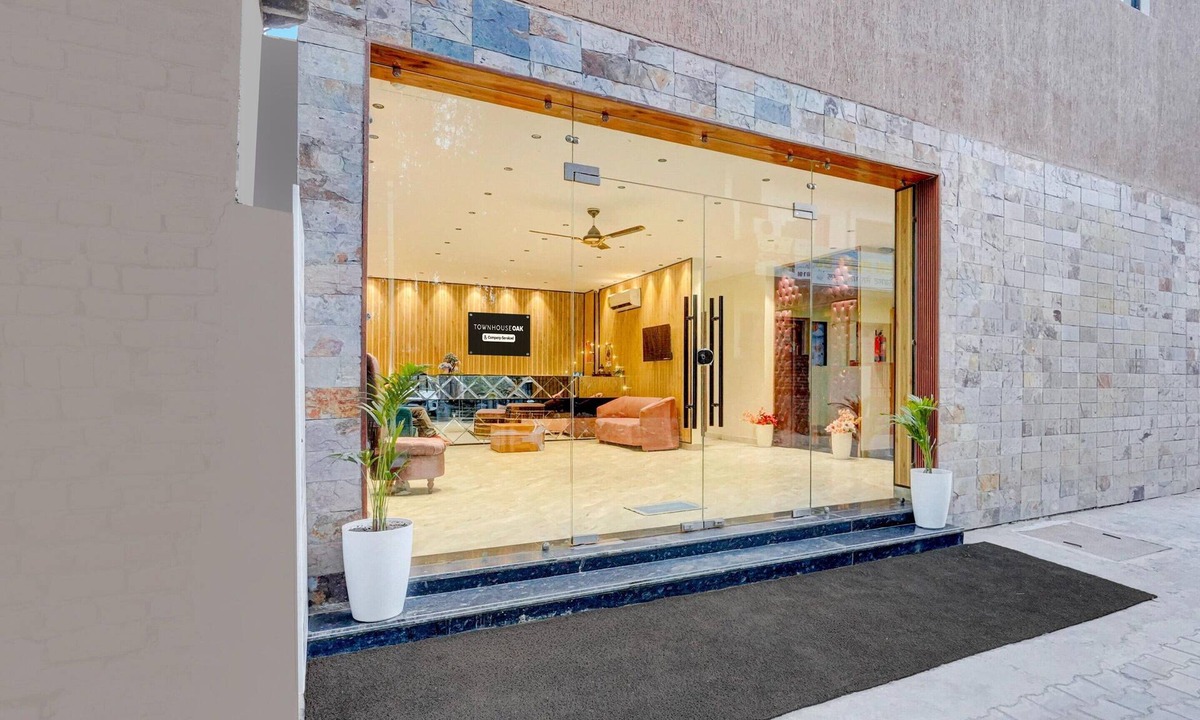 Zirakpur House | Deluxe Troy Resorts and Wellness