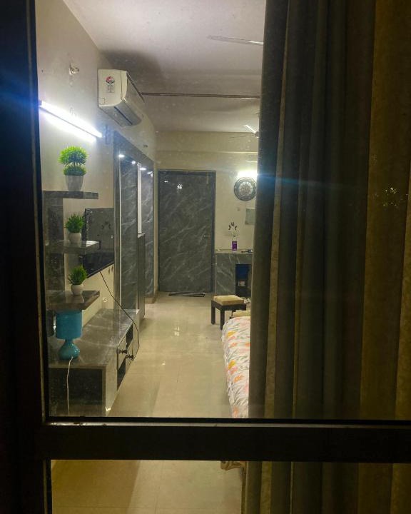 Noida Hotel | DreamCapture Homestays