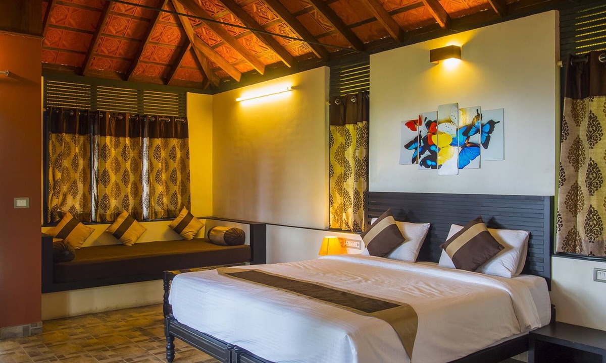 Amalavayal Hotel | Edakkal Hermitage
