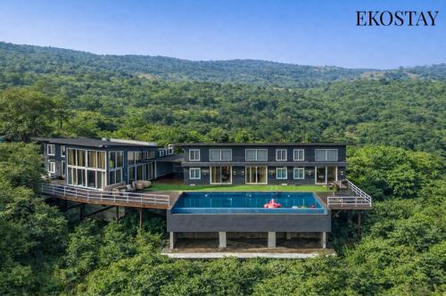 Uddar Villa | EKOSTAY - Grey Horizon