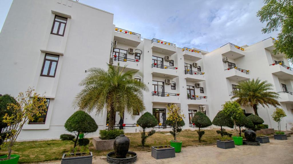Vrindavan Resort | Elegance Resort